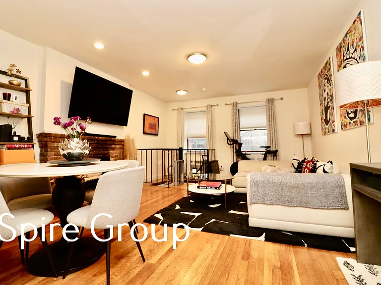 36 W 73rd St #1 — Photo 1