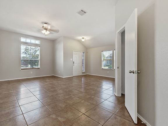 4th image of 6313 Stone Lake Ct