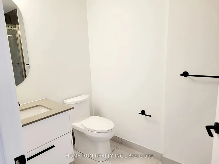 560 Rideau St #802 — Photo 6