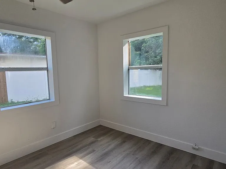3827 Eve Dr W — Photo 7