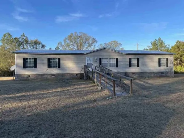 409 Harrison Farm Rd, Hazlehurst, GA 31539
