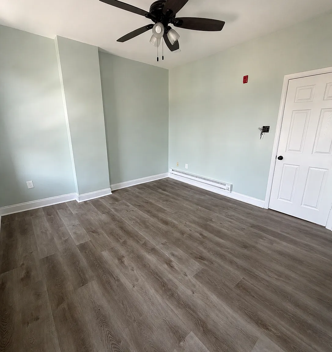 2 bed, $1,150 — Photo 3