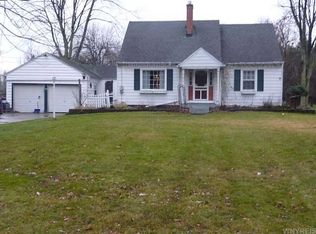 350 Ayer Rd, Williamsville, NY 14221