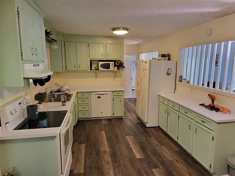 104 Kirksey Ct — Photo 8