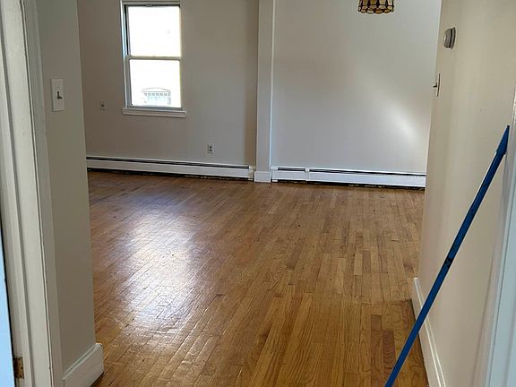 5th image of 2271 33rd St Ste 2