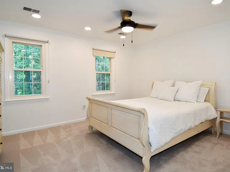 12134 Holly Knoll Cir — Photo 34
