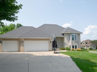 1600 Stonegate Ct, Hastings, MN 55033