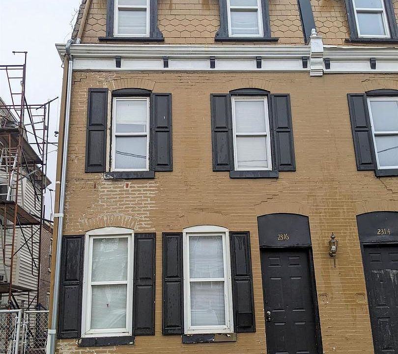 1st image of 2316 N Market St APT 1