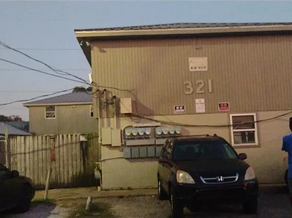 321-25 S Bengal Rd, New Orleans, LA 70123