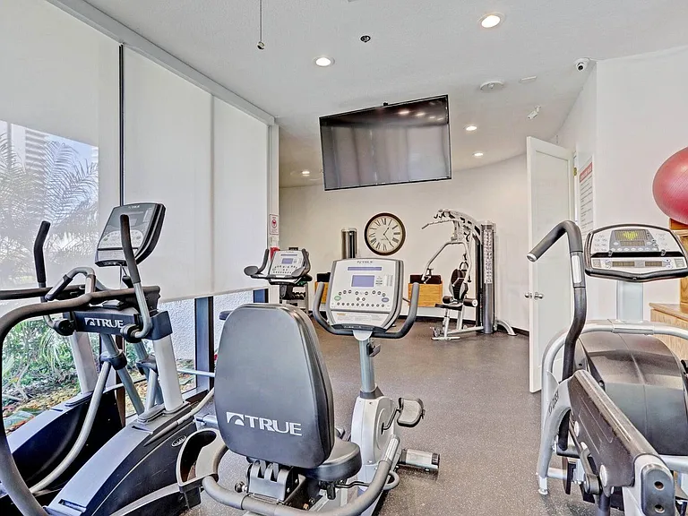 5510 N Ocean Dr #17D — Photo 20