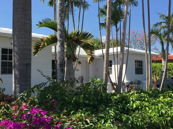 300 Malaga Ave, Coral Gables, FL 33134