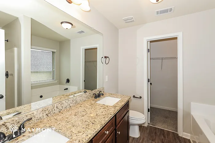 424 Concord Ter — Photo 10