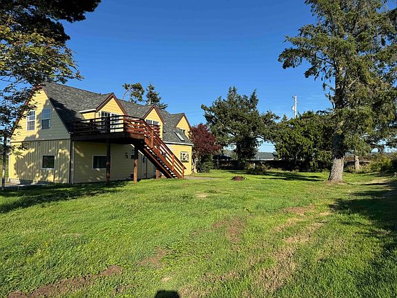 3rd image of 35237 Highway 101 Business