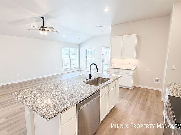4th image of 3526 Turner Ave