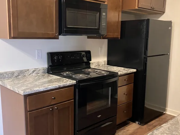 St. Andrews Apartments, 3241 86th St #07cf181f3, Urbandale, IA 50322