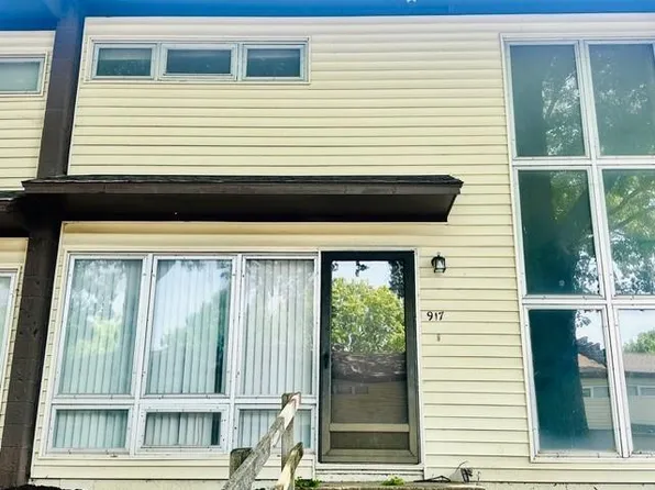 917 N 70th St, Kansas City, KS 66112