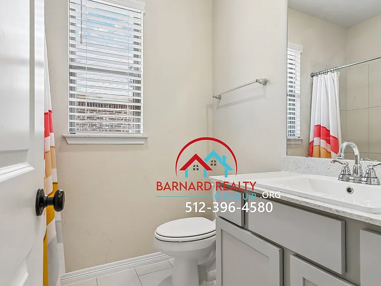 124 Fountain Grass Dr — Photo 15