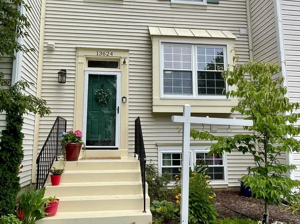 13624 Wildflower Ln, Clifton, VA 20124