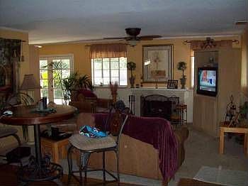 5th image of 961 Eastglen Dr