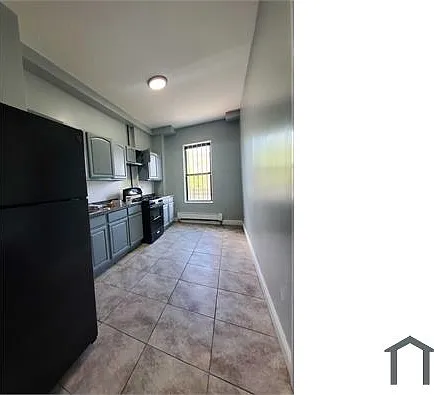 1494 Bryant Ave #3 — Photo 11