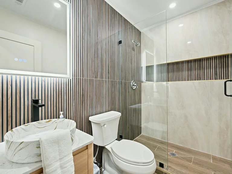 582 Hamilton E Holmes Dr NW — Photo 25