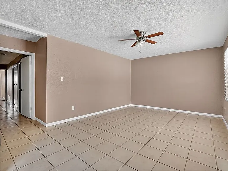 2615 Haynes Dr #B — Photo 21