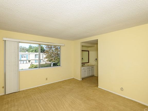 3rd image of 1978 Rolling Vista Dr Unit 31
