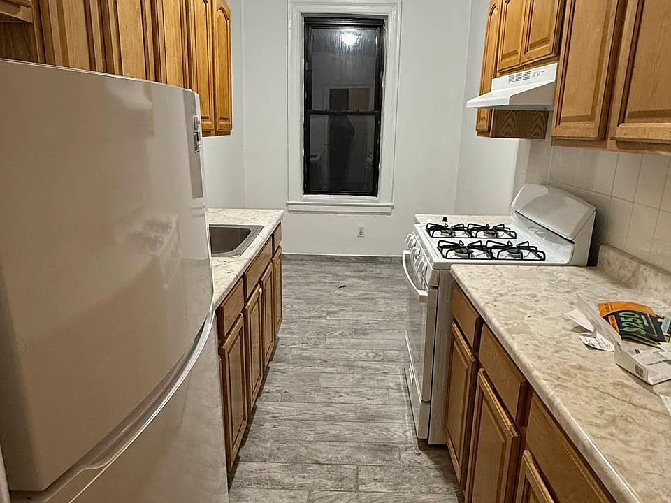 1st image of 43-11 Skillman Ave #2