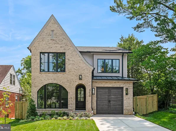 4730 16th Rd N, Arlington, VA 22207