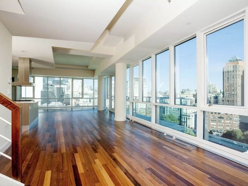 1st image of 8 Union Sq S #Ph2