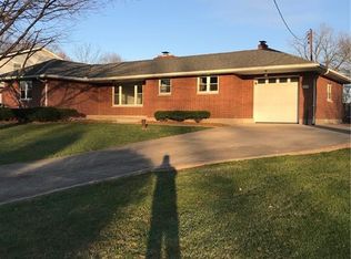 1522 E Lynn Dr, Dayton, OH 45432