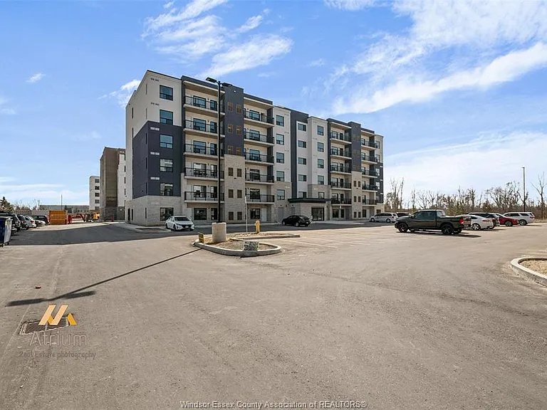 3320 Stella Cres #116 — Photo 3