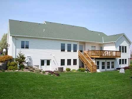 2nd image of 118 Whispering Pines Dr