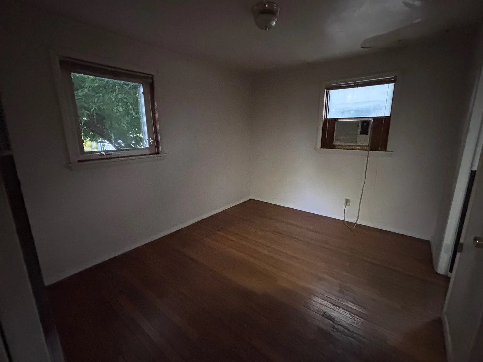 614 W Church St — Photo 2