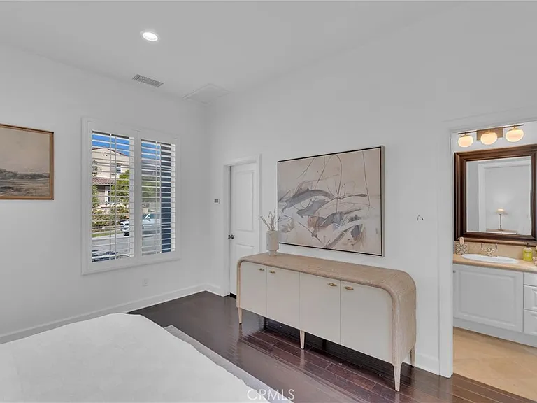 510 E Viewcrest Dr — Photo 59