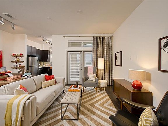 5th image of 3255 Las Palmas St APT 560