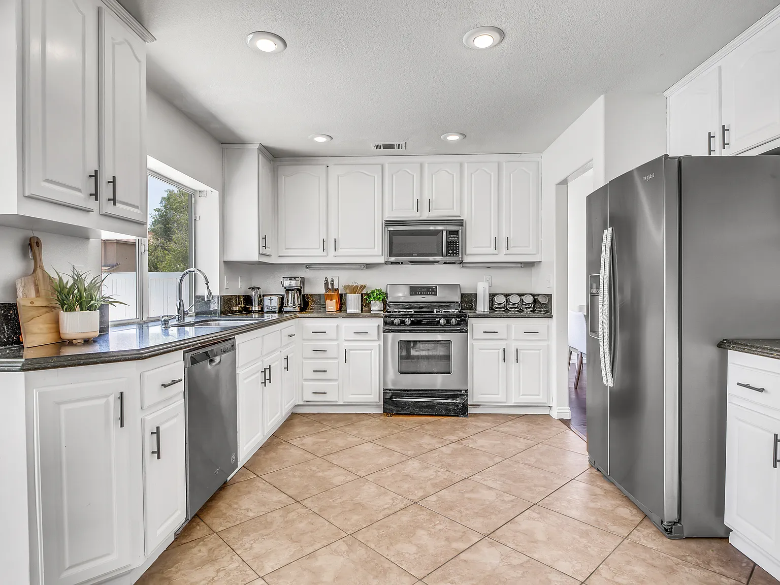 7642 Northrop Dr — Photo 4