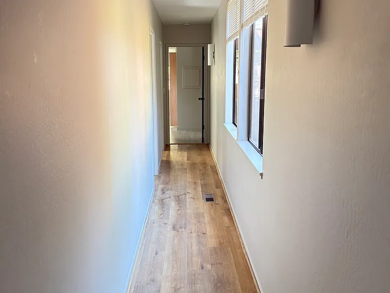895 Marin Dr — Photo 16