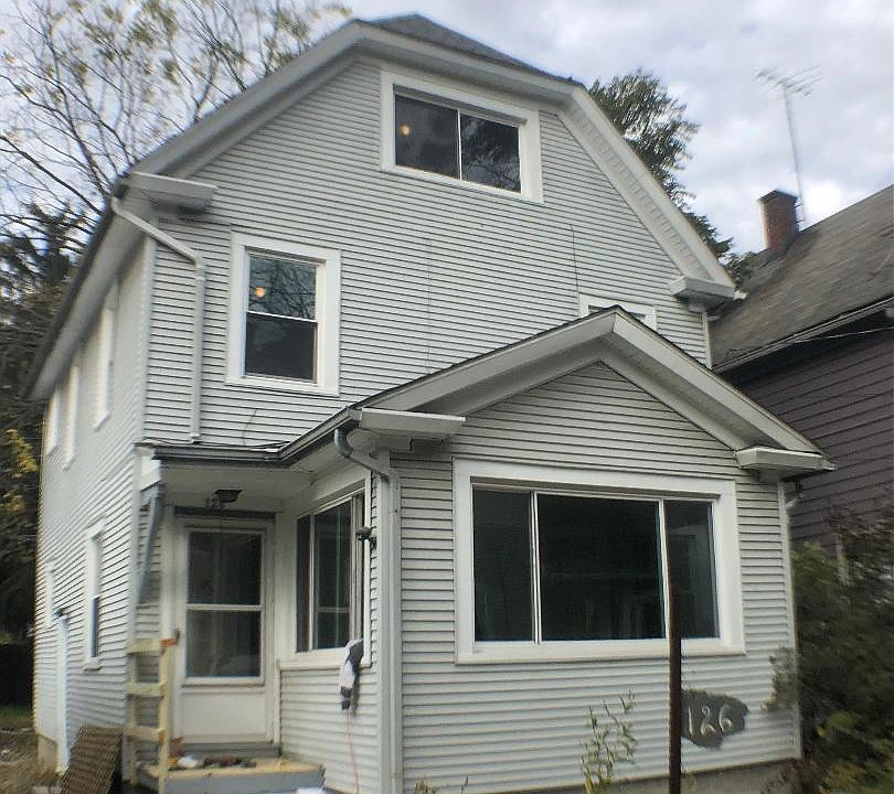 1st image of 126 Westmoreland Ter