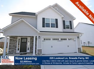 225 Lookout Ln, Sneads Ferry, NC 28460