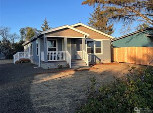 304 Seashore St SW, Ocean Shores, WA