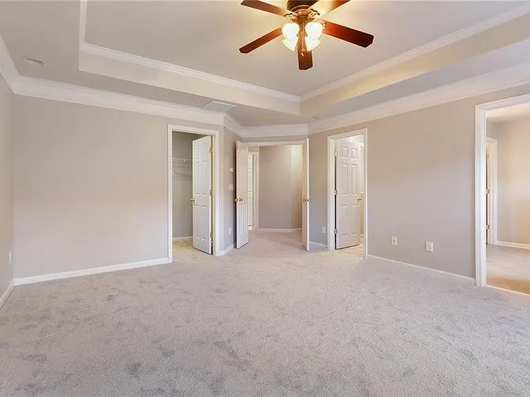 10467 Holliwell Ct — Photo 19
