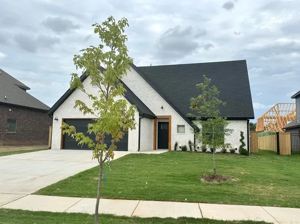 4803 SW Elderwood St, Bentonville, AR 72713