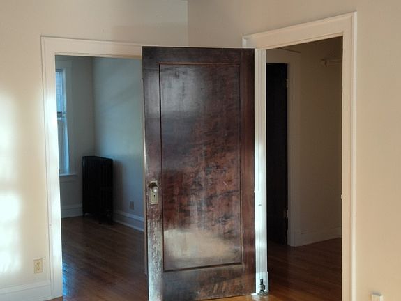 4th image of 3121 W Foster Ave #3