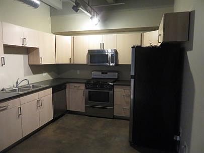 1st image of 301 E 2nd St #10865547