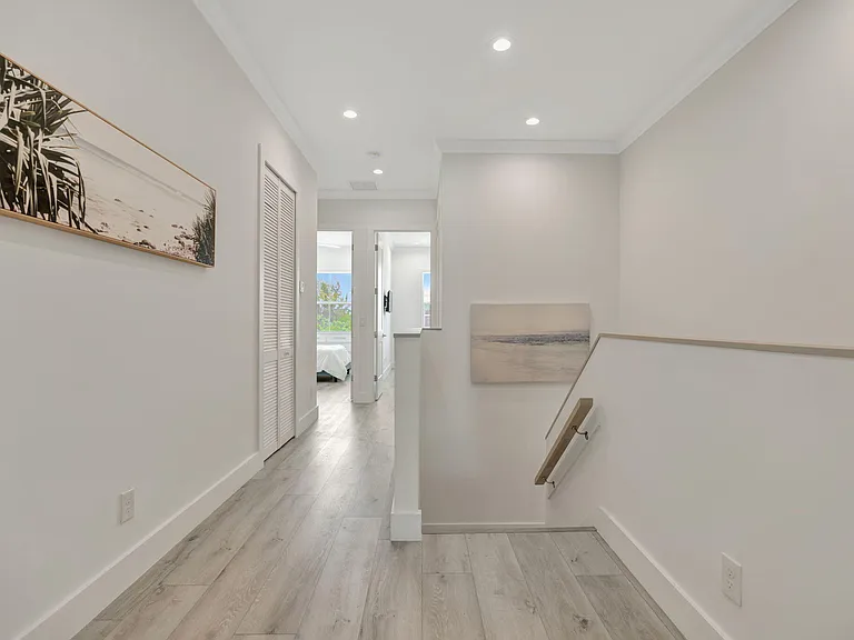 4695 SE Manatee Way — Photo 25