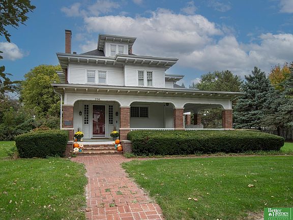 2nd image of 234 W 10th St