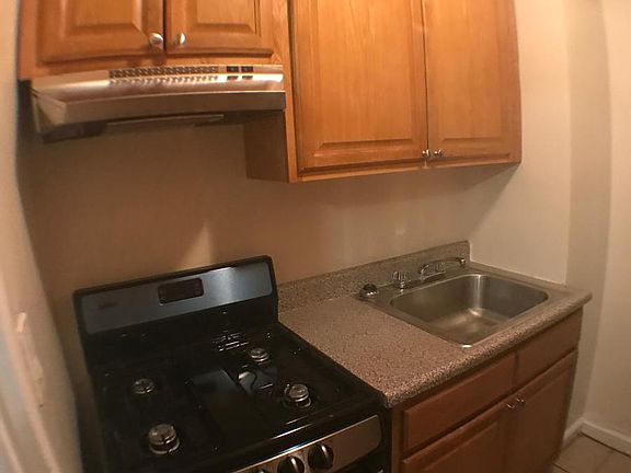 4th image of 2448 Bronx Park E APT 2