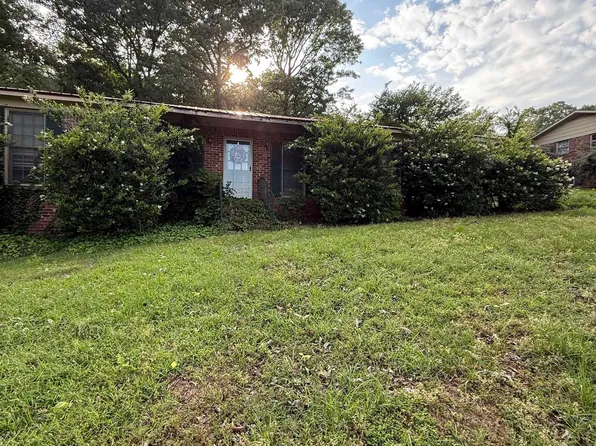 6204 Gunter St, Anniston, AL 36206