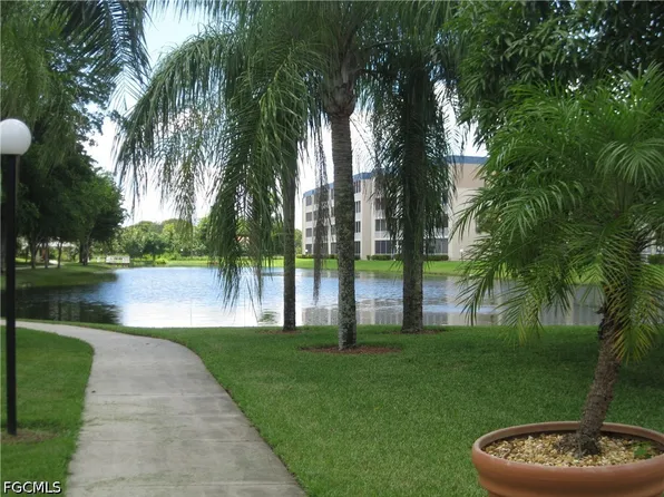 14831 Park Lake Dr APT 102, Fort Myers, FL 33919
